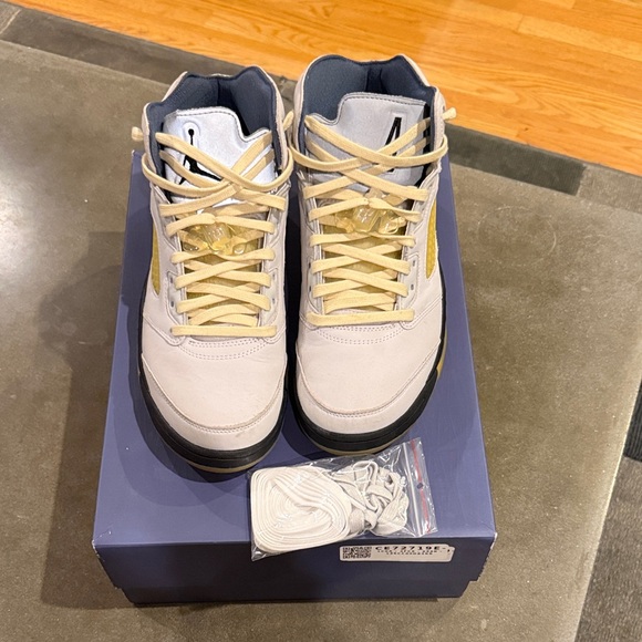 Jordan Cream and Yellow Unisex Sneakers - Picture 1 of 5
